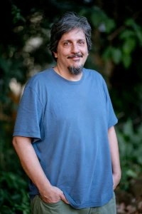 Marcos Mesquita, designer gráfico